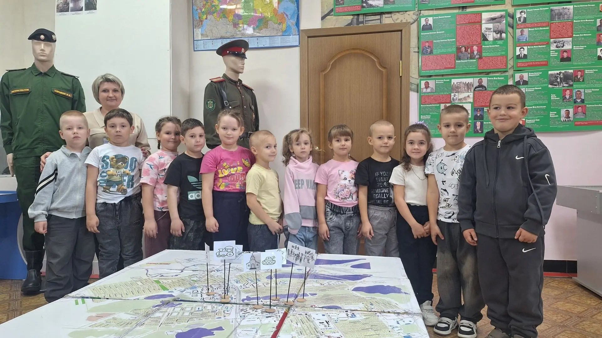 🗺️ В рамках Недели туризма в краеведческом музее для воспитанников детского сада «Солн...