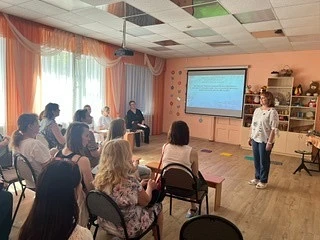 ЦРР- детский сад № 182   Бернштейн был прав: без вестибулярки речь не взлетит   Друзья, на нашем сем