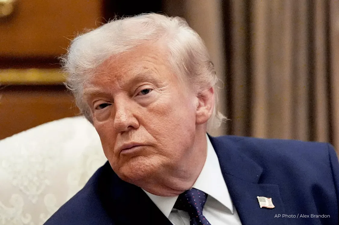 Трамп пригрозил разбомбить Иран, если соглашение между Вашингтоном и Тегераном не будет...