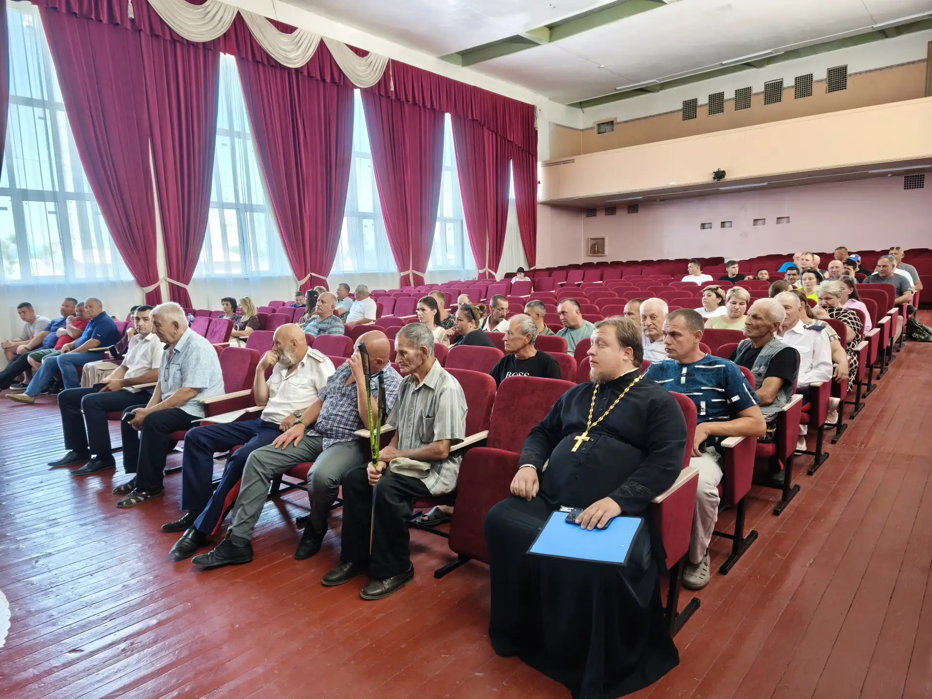 📆8 августа в Калитвенском центре культуры и спорта прошёл казачий круг под руководство...