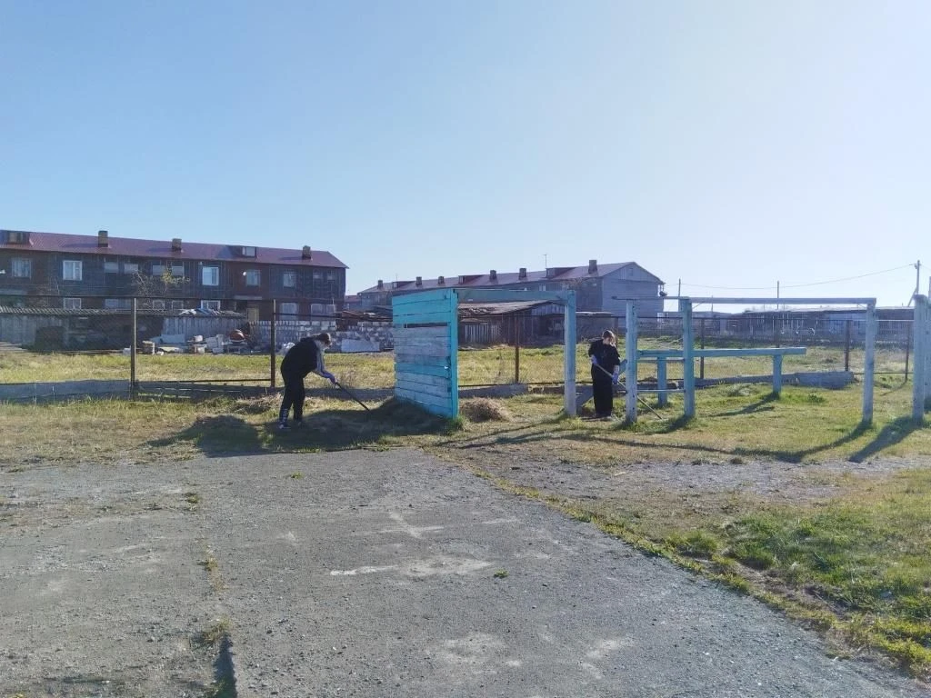 Каждое лето с 2023 года администрация Пахачинской средней школы трудоустраивает своих учеников в воз