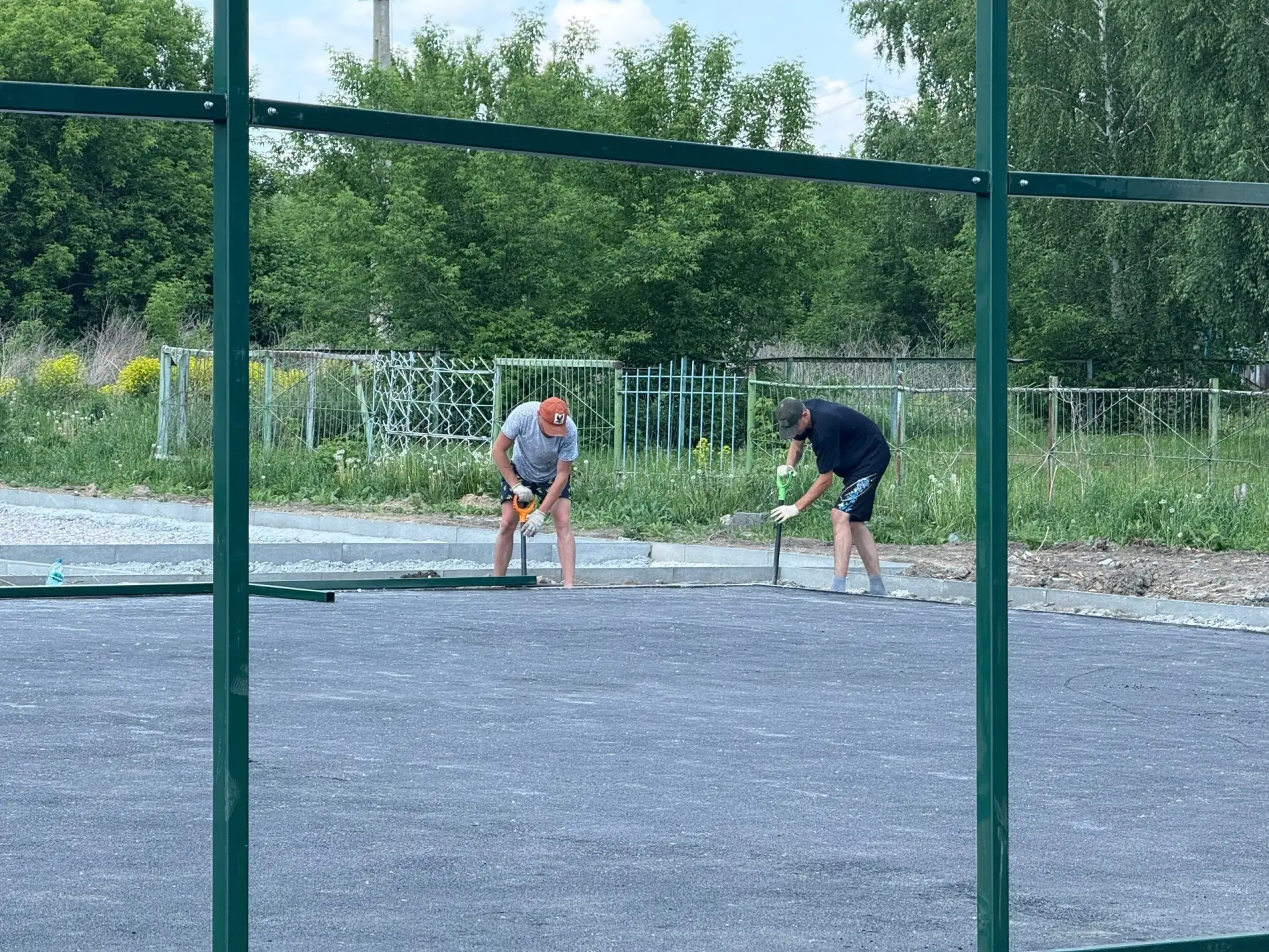 Микрорайон «Северный» благоустраивают по проекту «Единой России»🌳

В Искитиме завершается первый эт