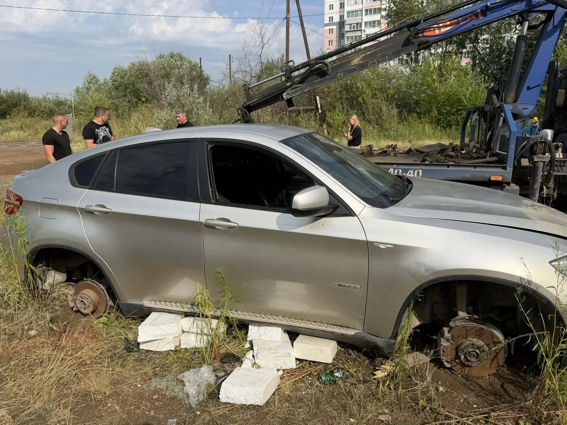 Автохламу - бой! эвакуация разукомплектованного брошенного транспортного средства прошл...