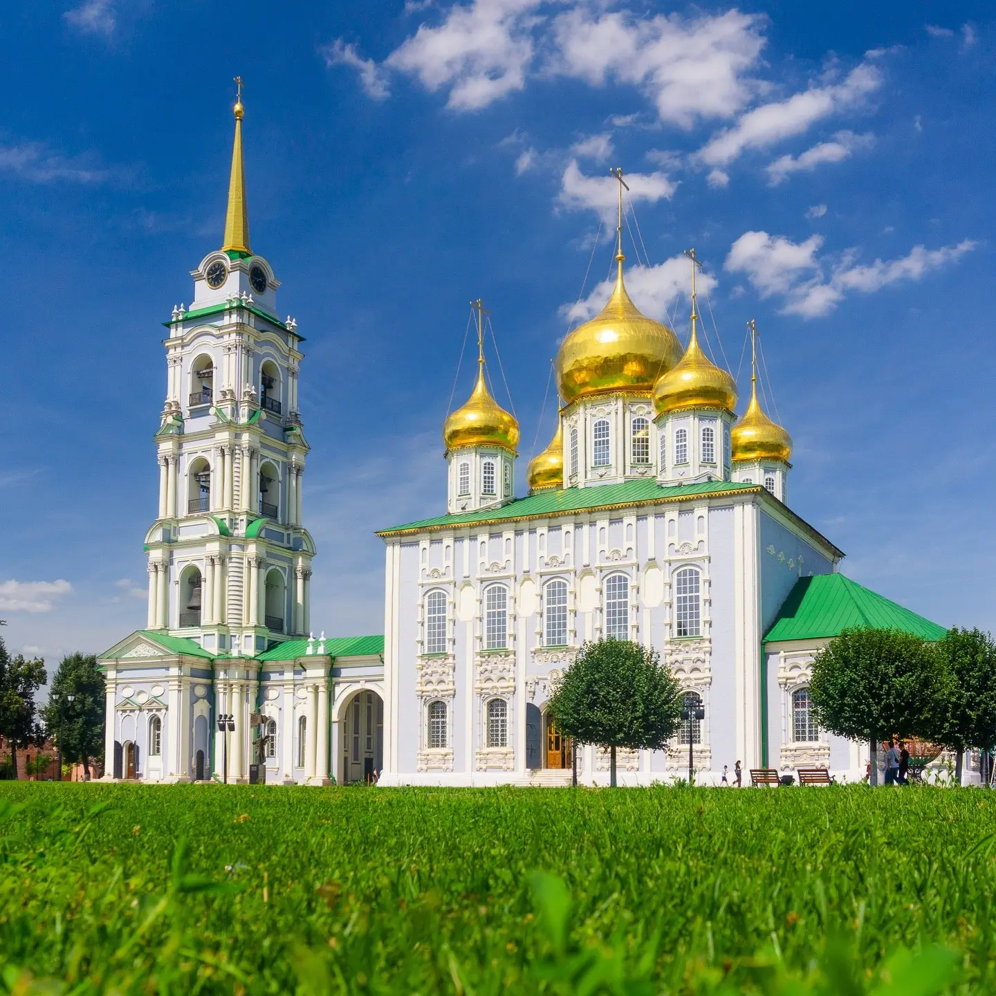 Успенский собор Тульского Кремля

Первый деревянный храм на территории кремля появился в XVI веке — 