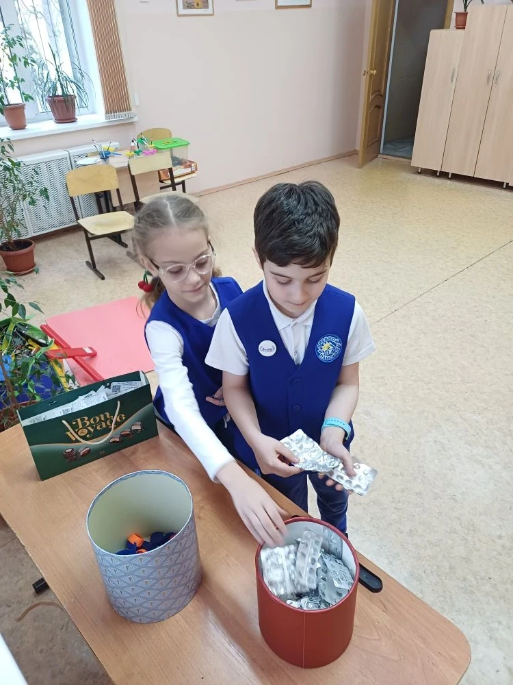 🌍 Зелёная школа: учимся беречь наш дом! 🌱 В нашей начальной школе активно внедряются эко-уроки по ма
