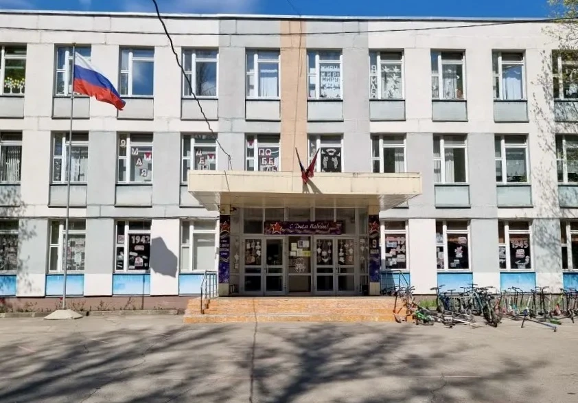 ⭐️«Окна Победы»  В нашей школе активисты первичного отделения «Движения Первых» с гордостью приняли 