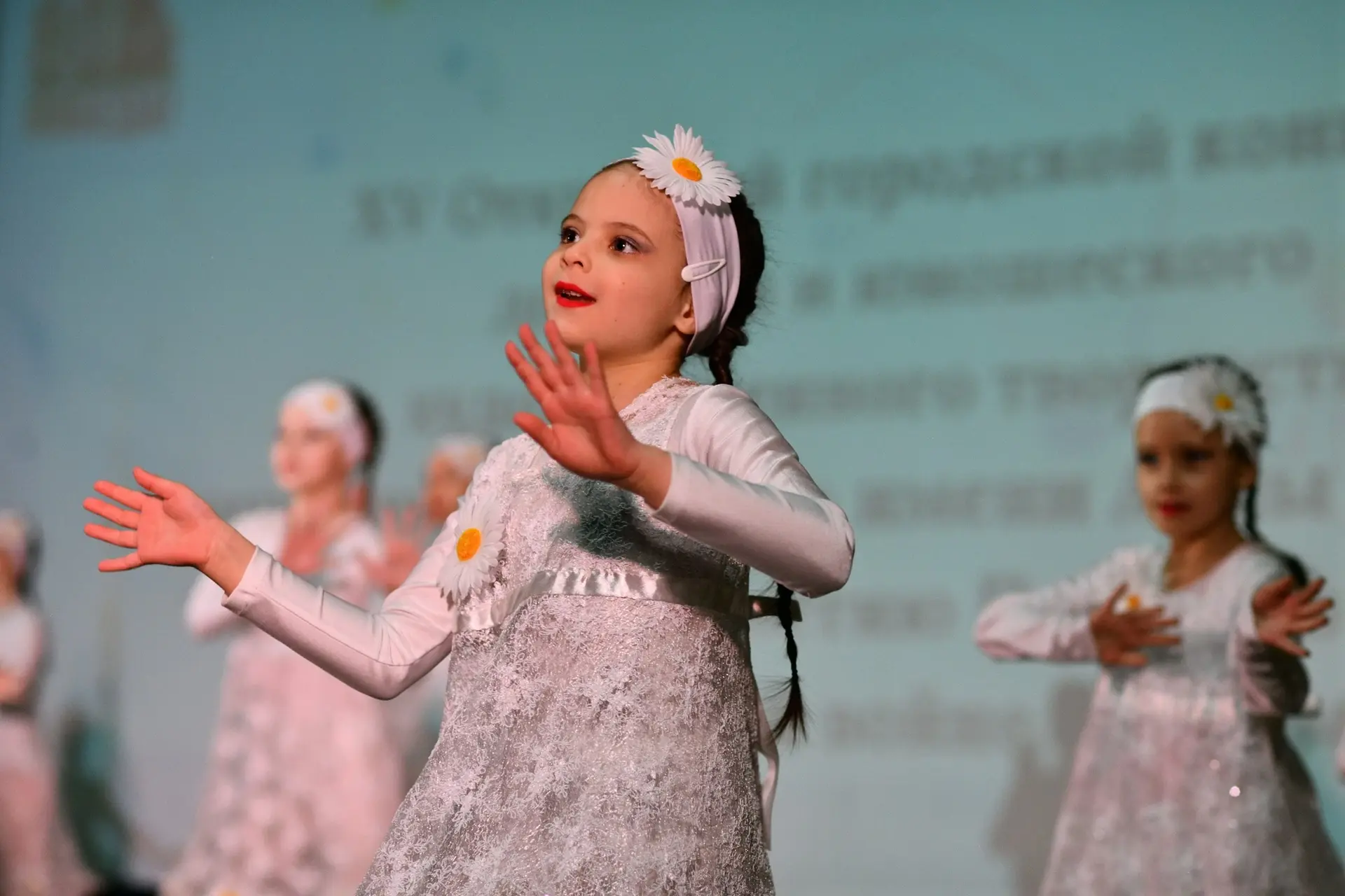 📢 Юные майкопчане приглашаются к участию в творческом конкурсе им. Анны Ковалерчик   В столице Адыге