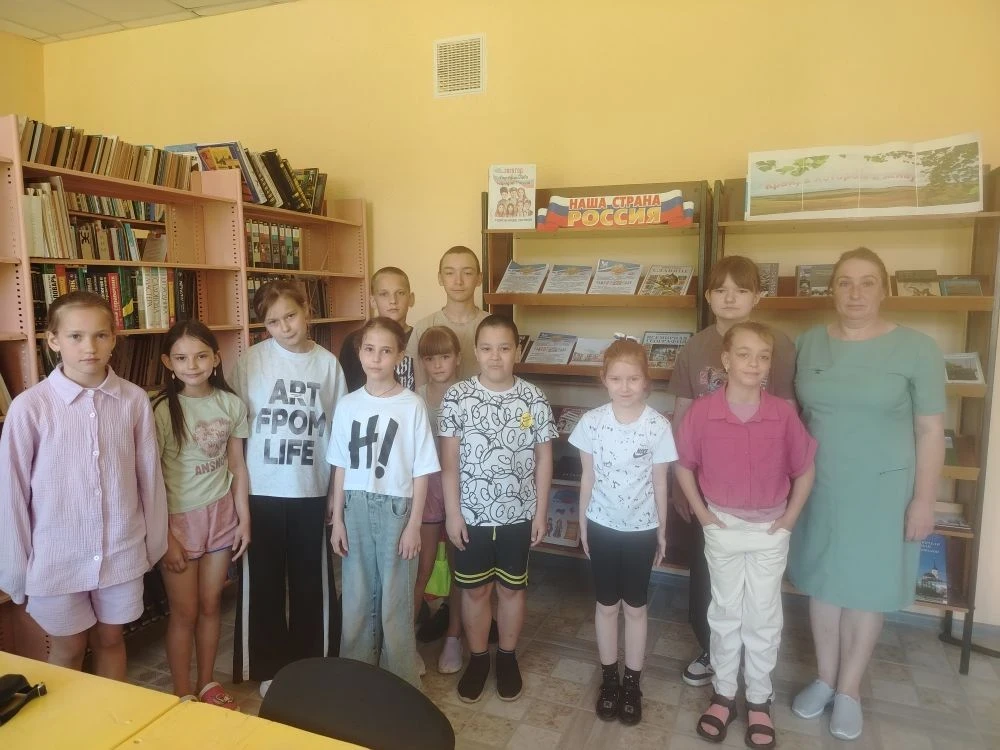 В рамках Года единства народов России, для ребят посещающих летний оздоровительный лагерь "Бодрость"