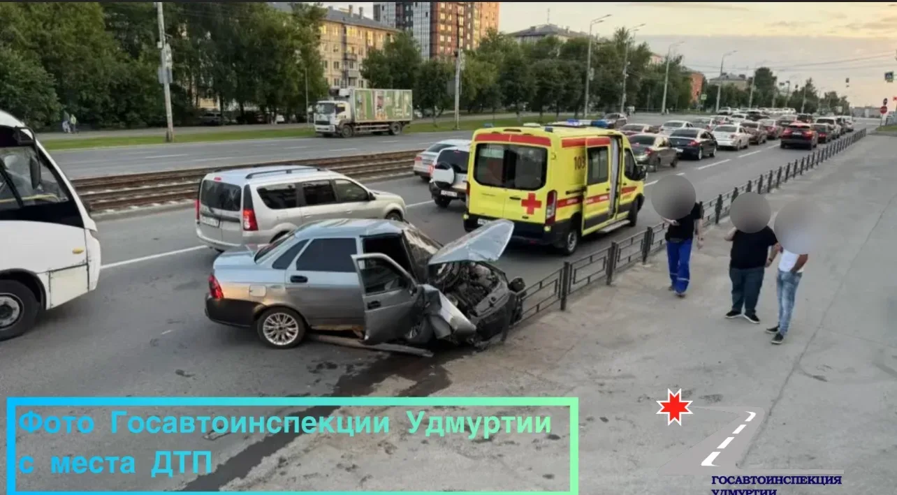 Фейк о смертельном ДТП распространили в Удмуртии.

В сети Интернет появилась информация о ДТП в Ижев