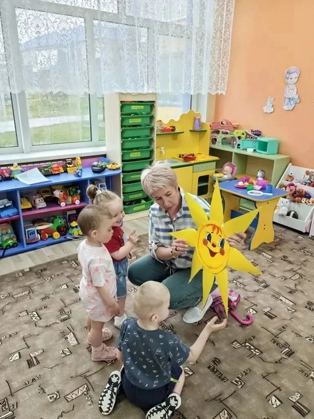 Сегодня наши малыши 👶🏻 срисовали дождик ☔️
