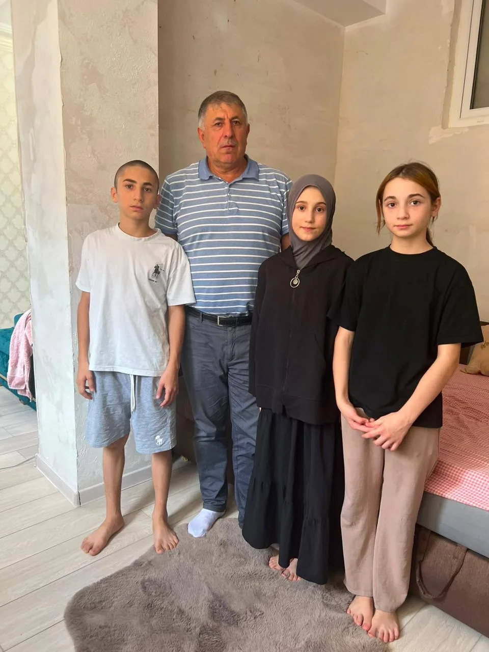 ❗️Депутаты фракции «Единая Россия» присоединились к акции «Собери ребёнка в школу» в Ма...