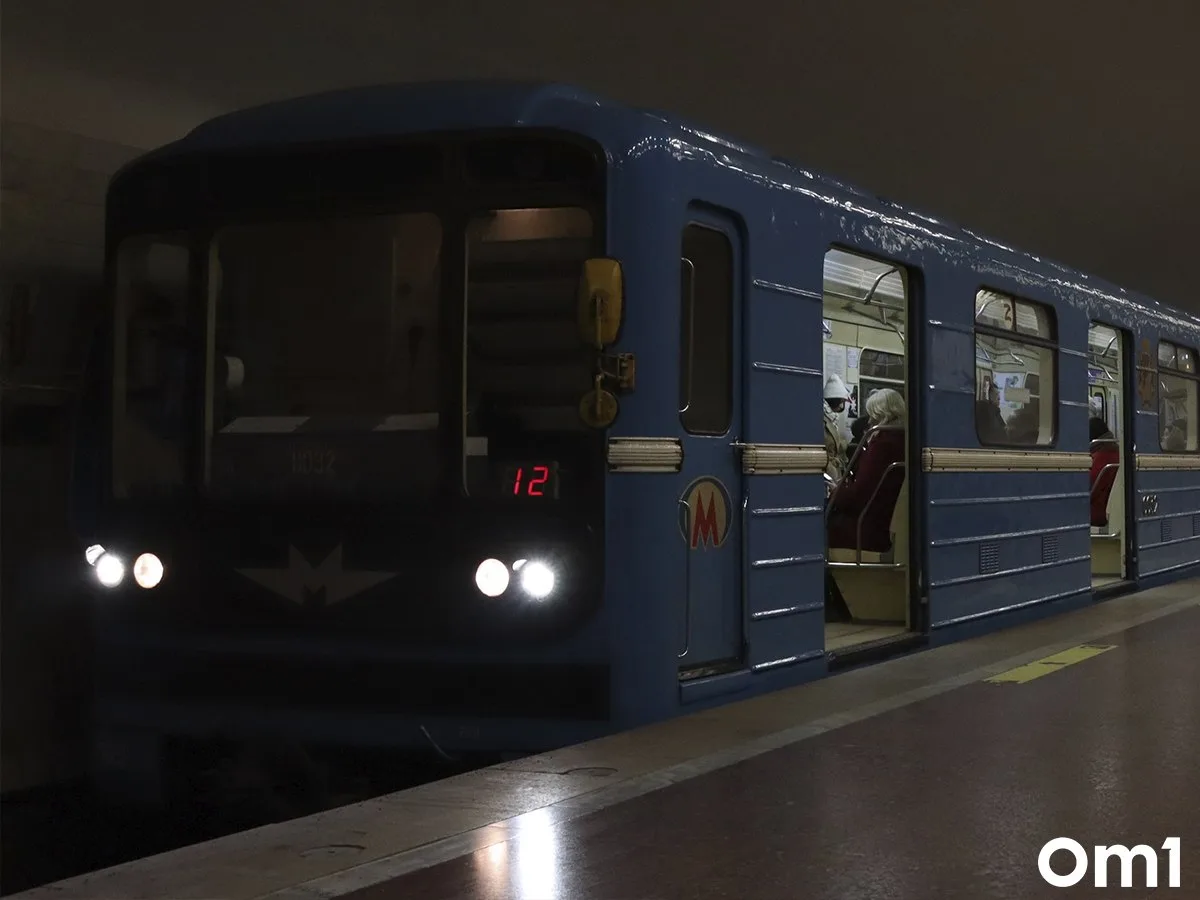 🚇 На двух станциях метро Новосибирска временно закроют входы