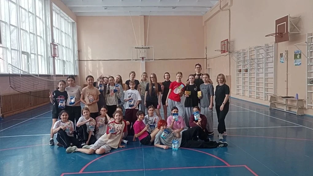 🤸На базе нашей школы с успехом прошло грандиозное спортивно-массовое мероприятие под названием "Ай д