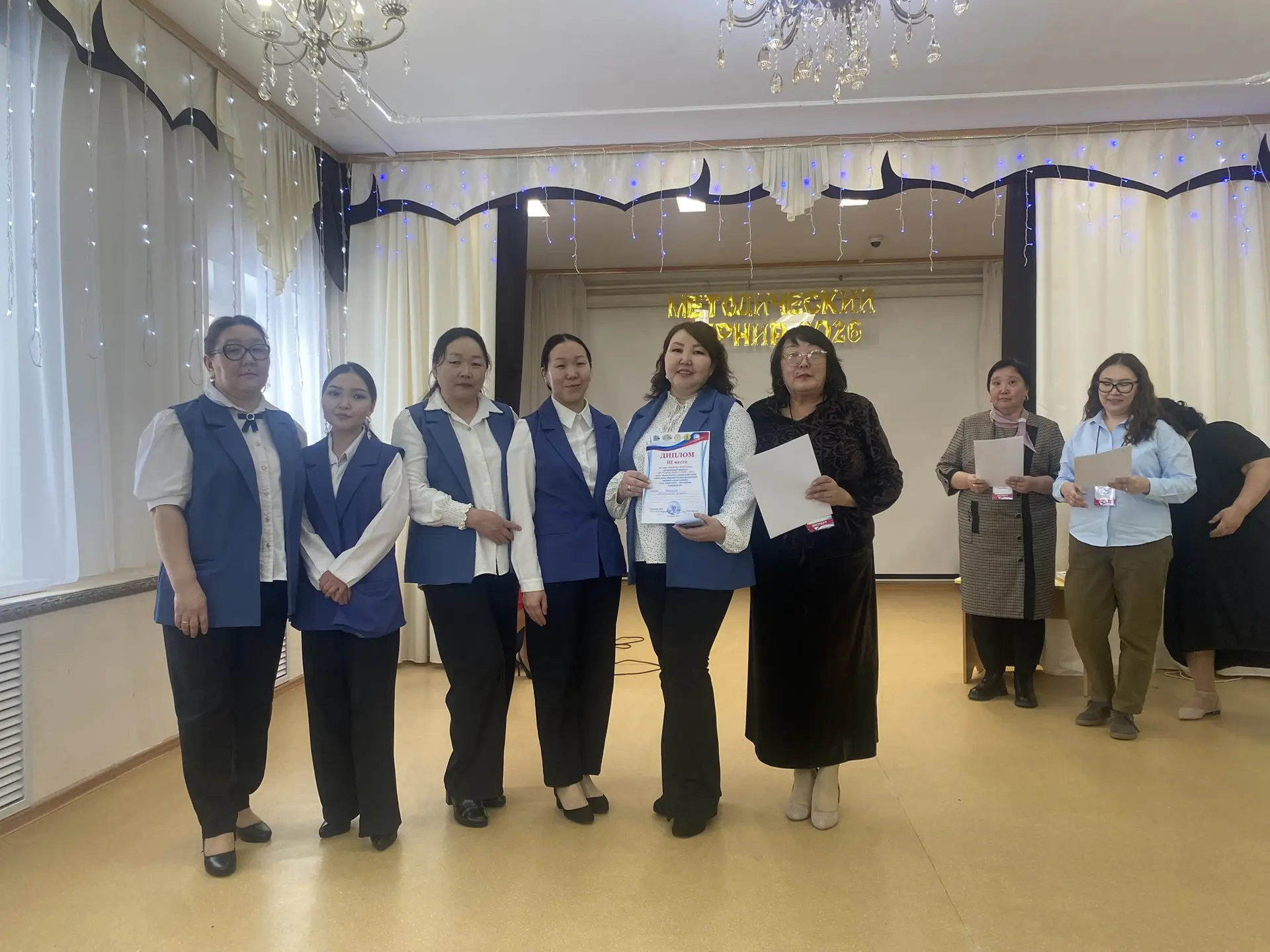 Кулун тутар 26 күнүгэр, Неустроева Нарыйа Николаевна, Харабынова Саргылана Егоровна Эмистээҕи Чуораа