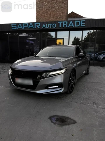 🚗 Honda 2018