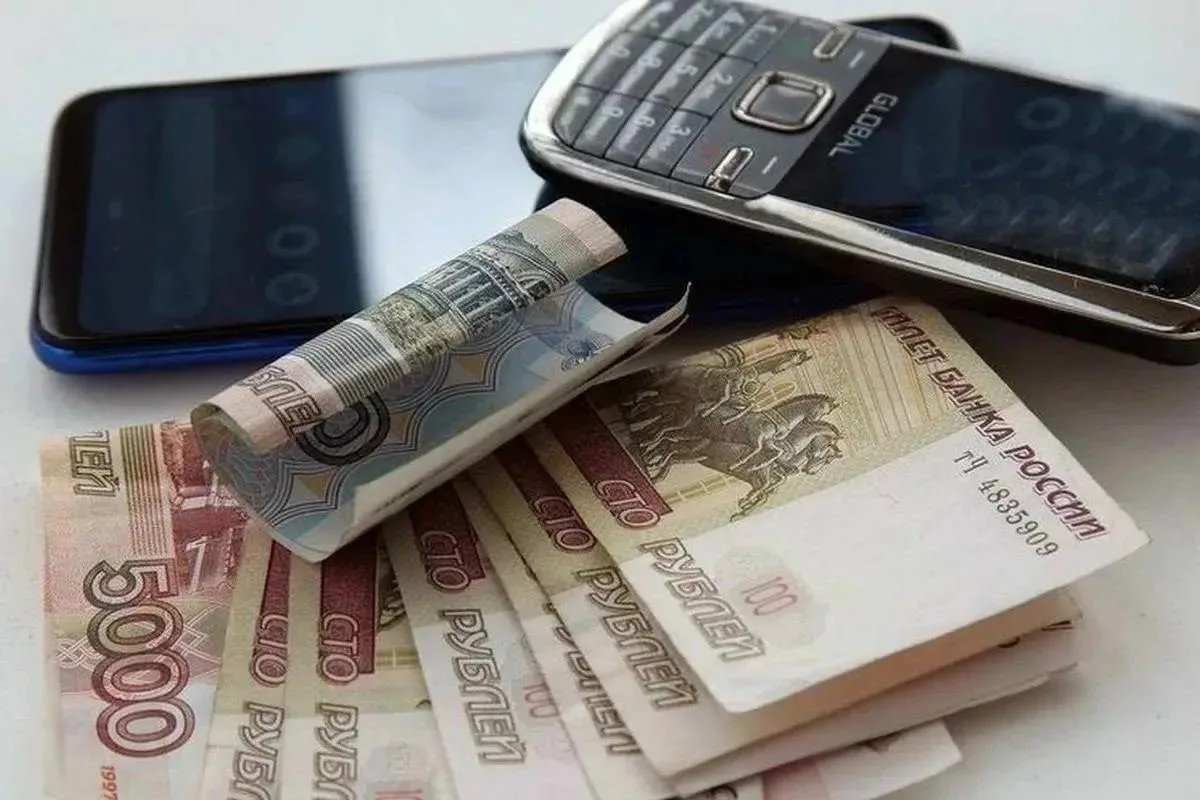 💳 Двое новгородцев оформили кредиты на пьяного знакомого.