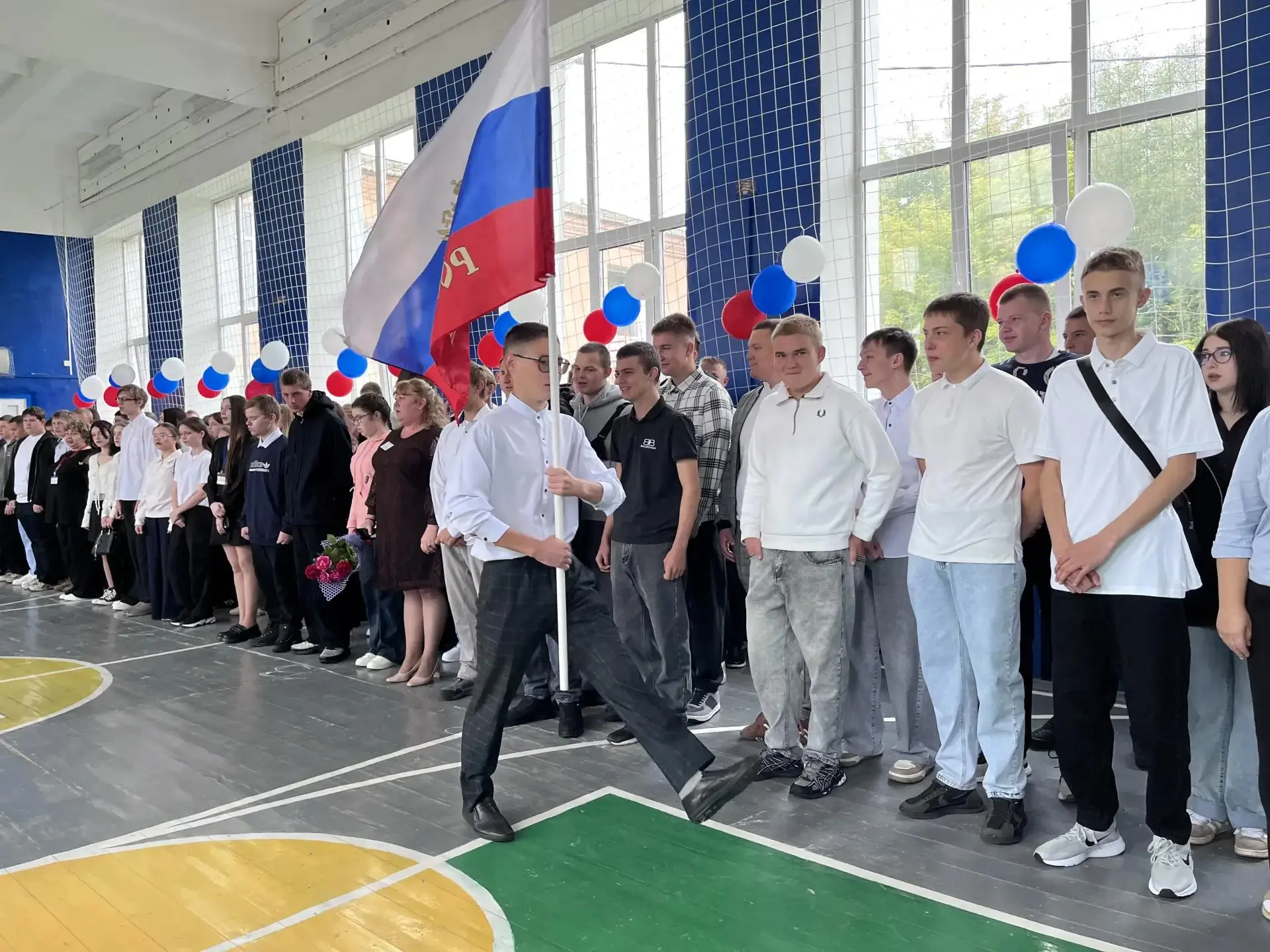 🎓С Днём знаний! В новый учебный год — вместе и сообща!