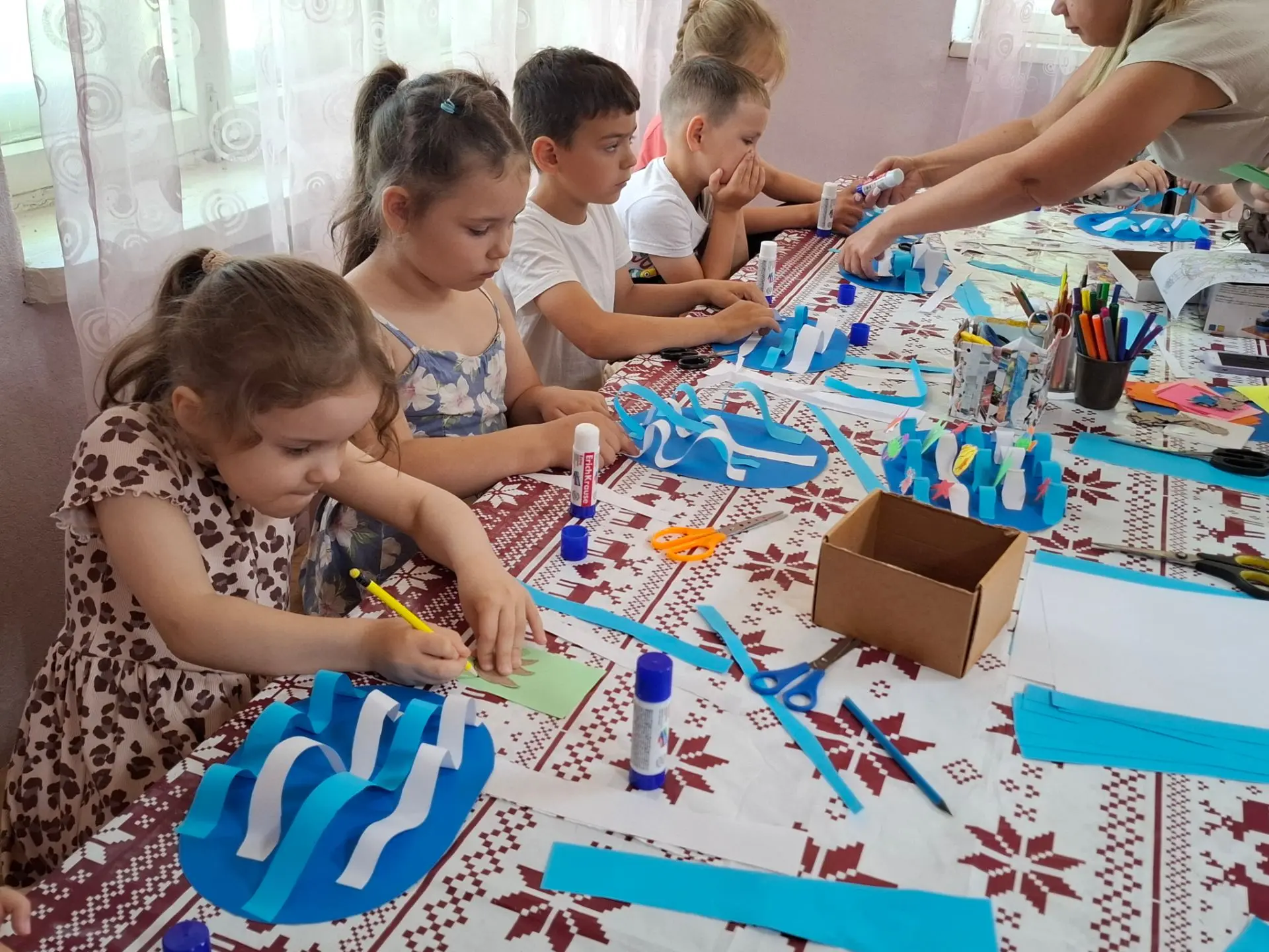 🌊 День, полный творчества и движения! 🌊

Сегодня на нашей площадке было по-настоящему весело и инт