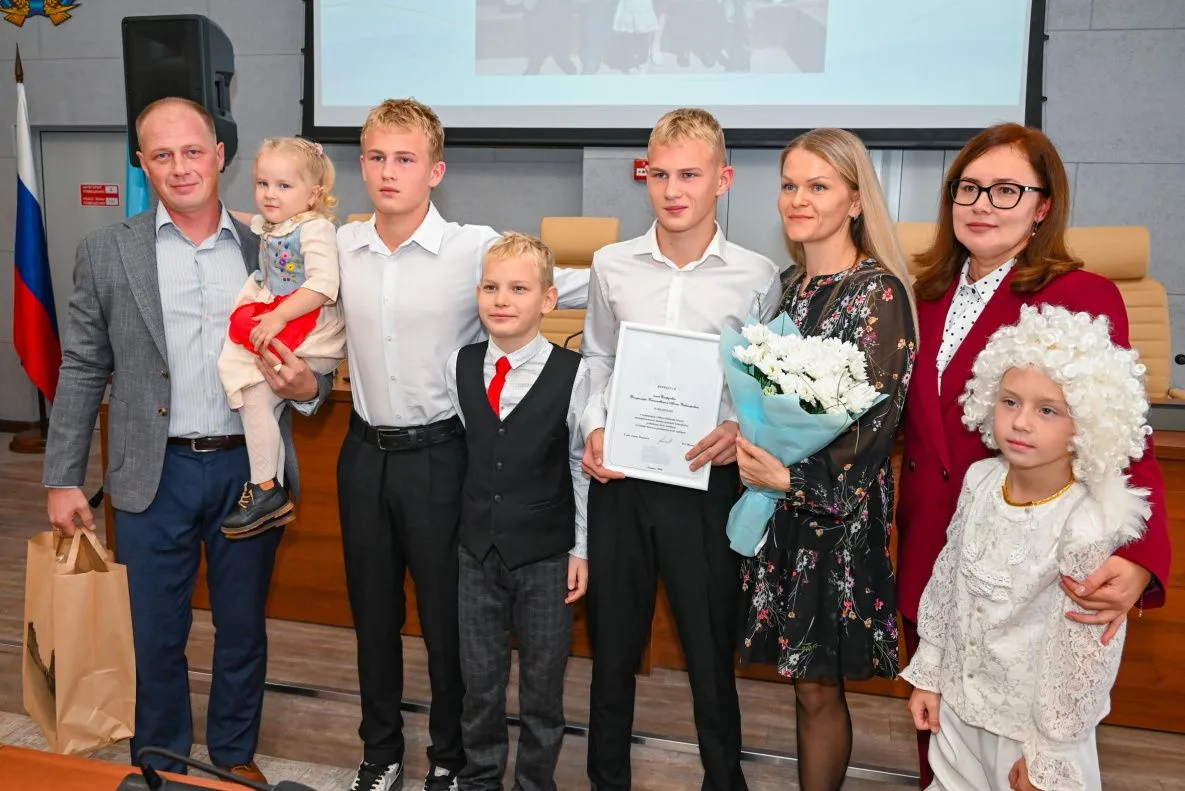 Тепло родительского сердца: в Барнауле подвели итоги эстафеты для семей