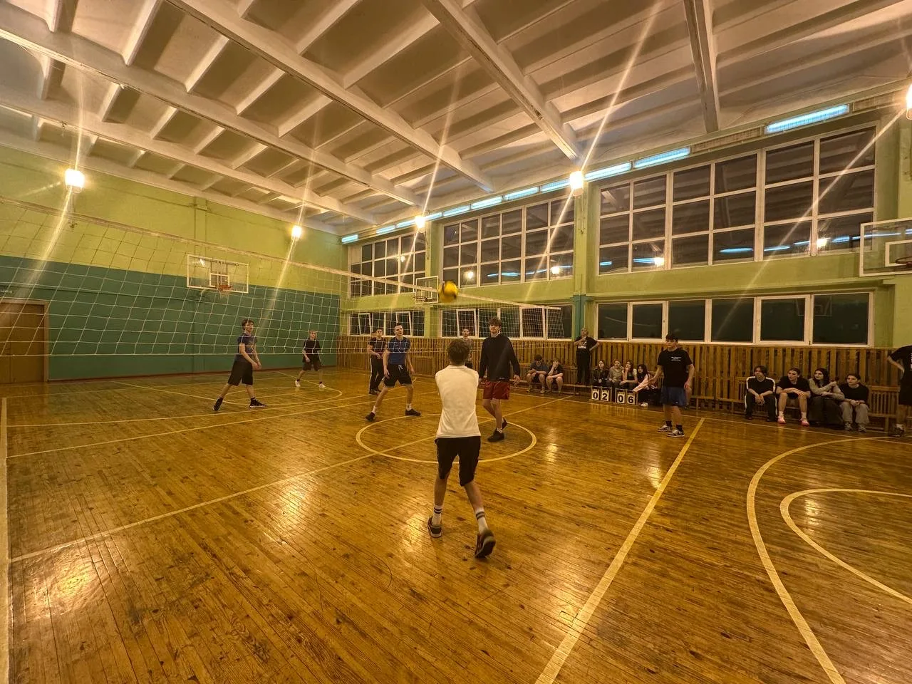🎄🏐 Новогодний волейбольный переполох в школе! 🏐🎄  На этой неделе нашу школу охватил настоящий нового