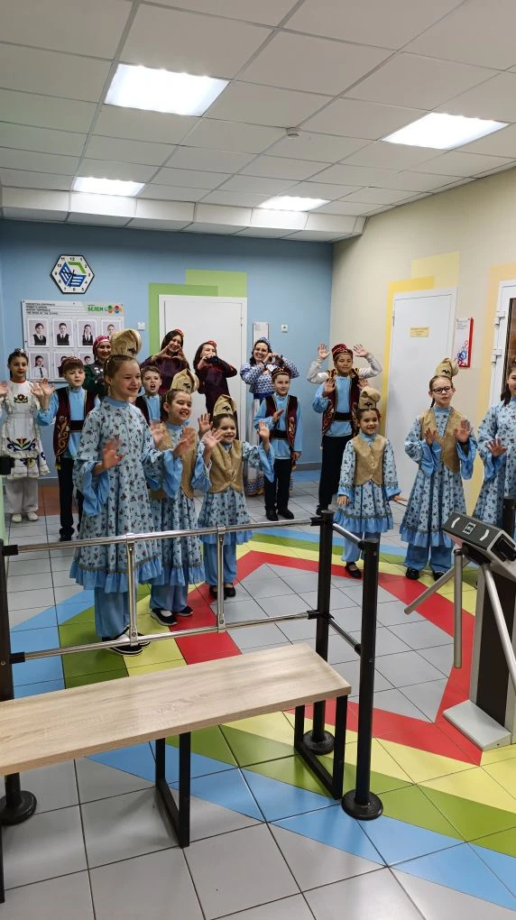 🎓 Команда Полилингвальной многопрофильной гимназии №1 — на «Лингва-марафоне»!  Сегодня в Нефтекамске