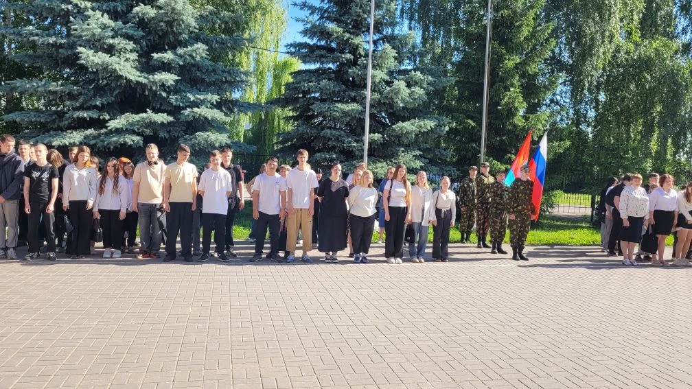 🌅 Доброе утро, колледж! Пусть понедельник будет продуктивным и спокойным!

Сегодня на традиционной 