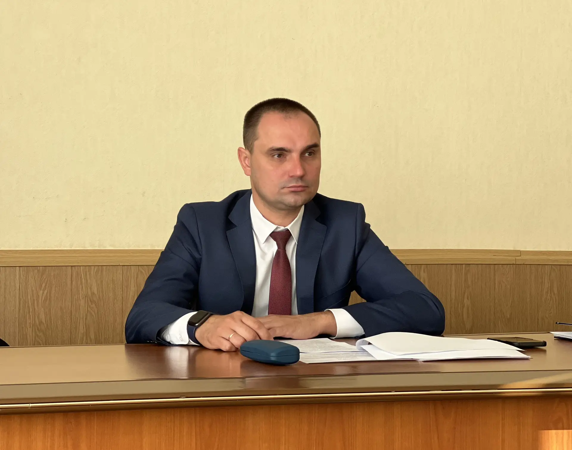 Провёл очередное постоянно действующее совещание с главами поселений и руководителями о...