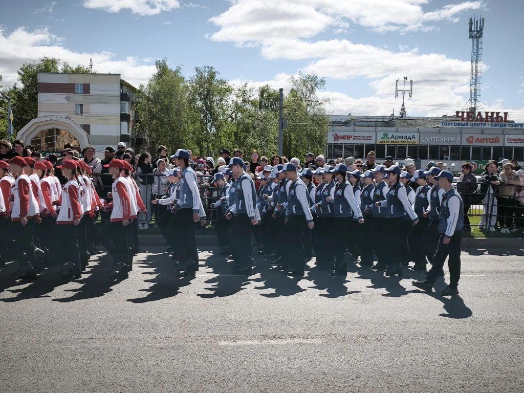 В рамках городского парада Победы отделение Всероссийского общественного движения «Волонтёры Победы»