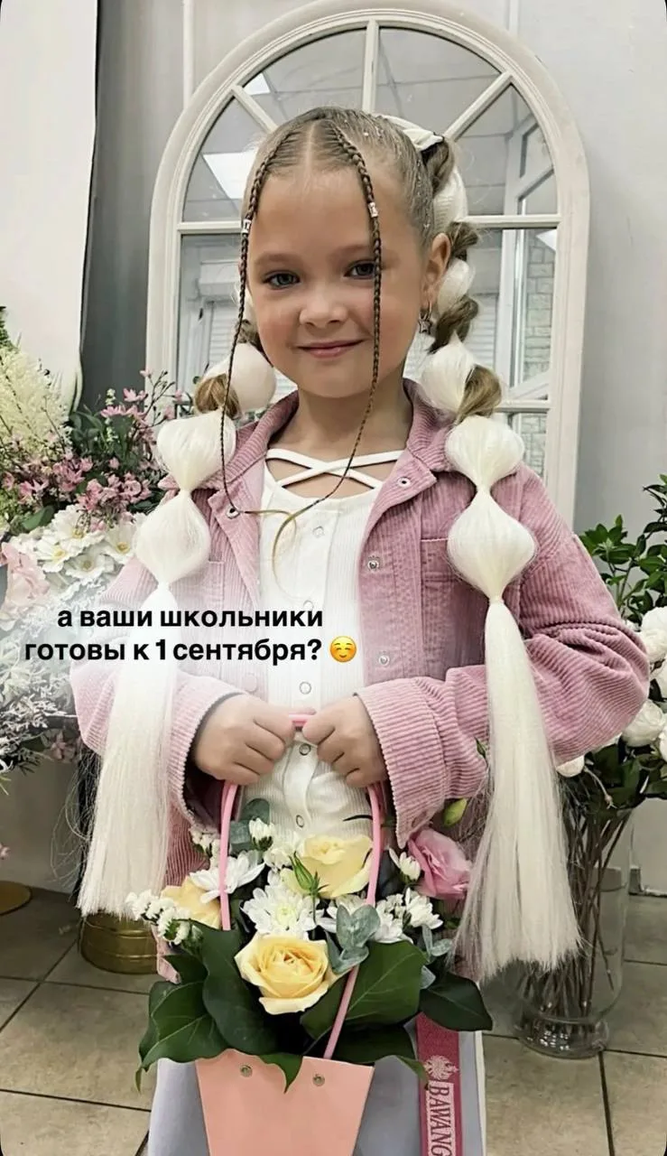 1 сентября дочки моих учениц были самые красивые😍
