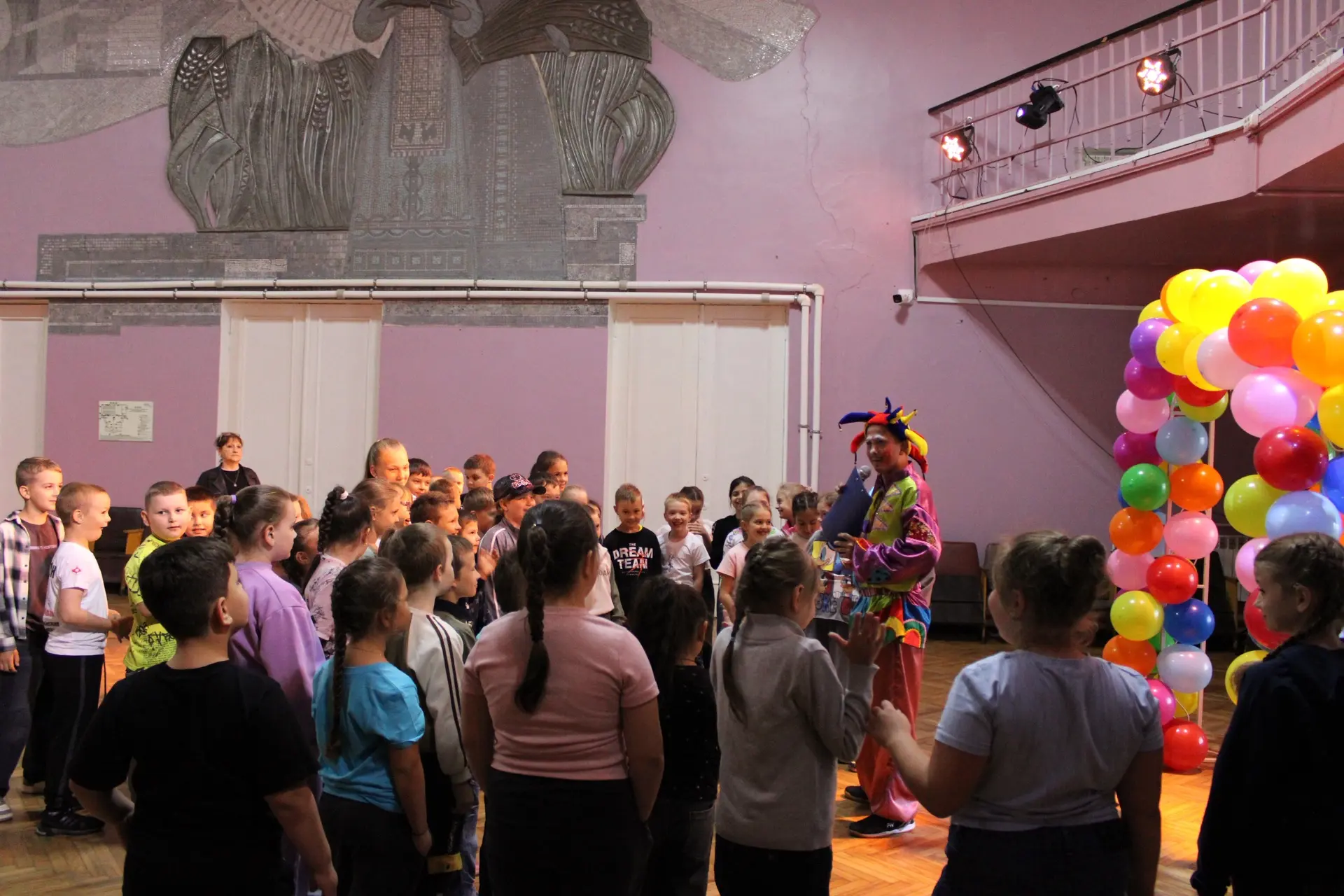 🫶🏻В День защиты детей в Доме культуры прошла яркая и весёлая игровая программа, подар...