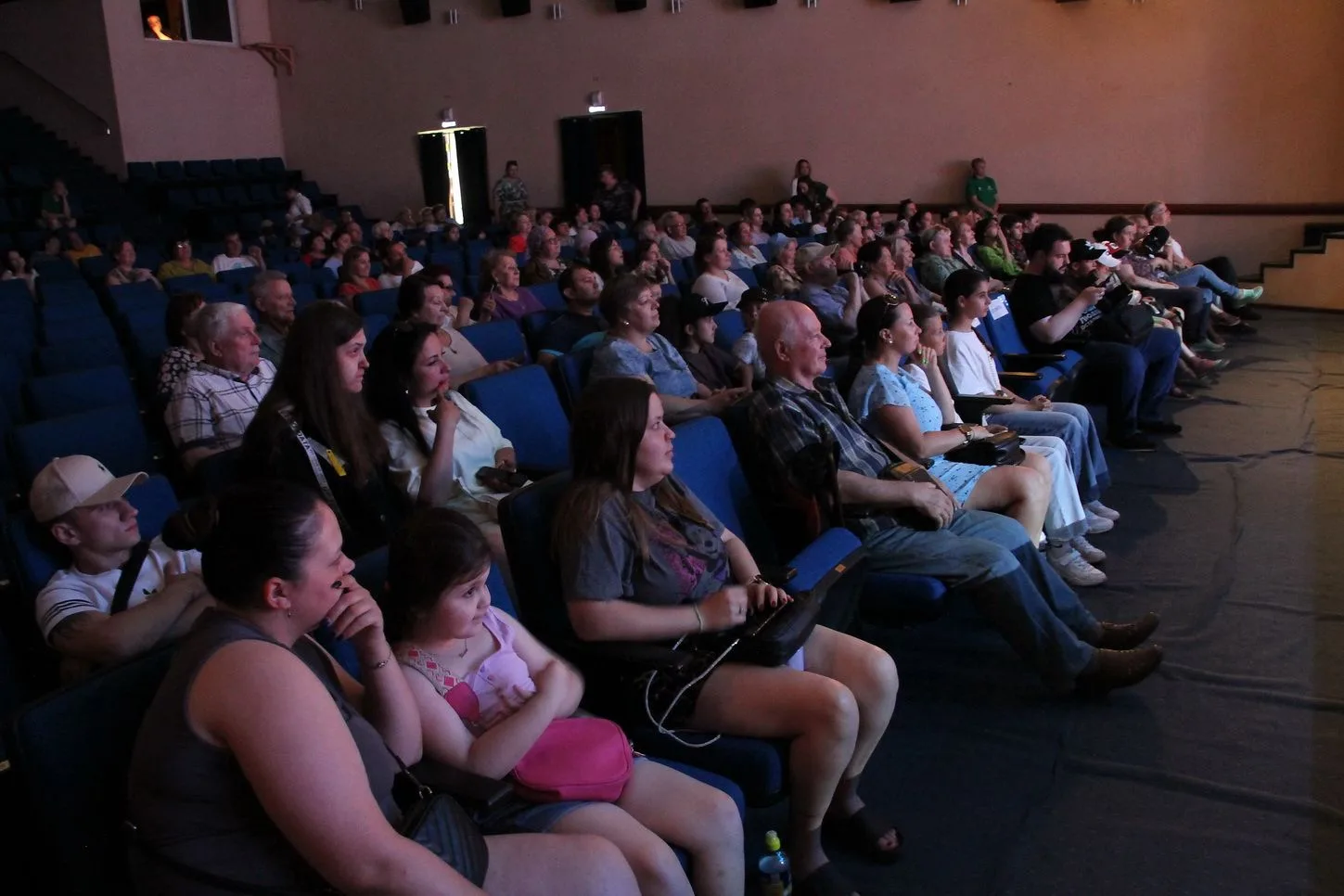 12 июня в РДК «Старт» г. #Луховицы состоялся праздничный концерт «Я пою тебе, моя Россия», посвящённ
