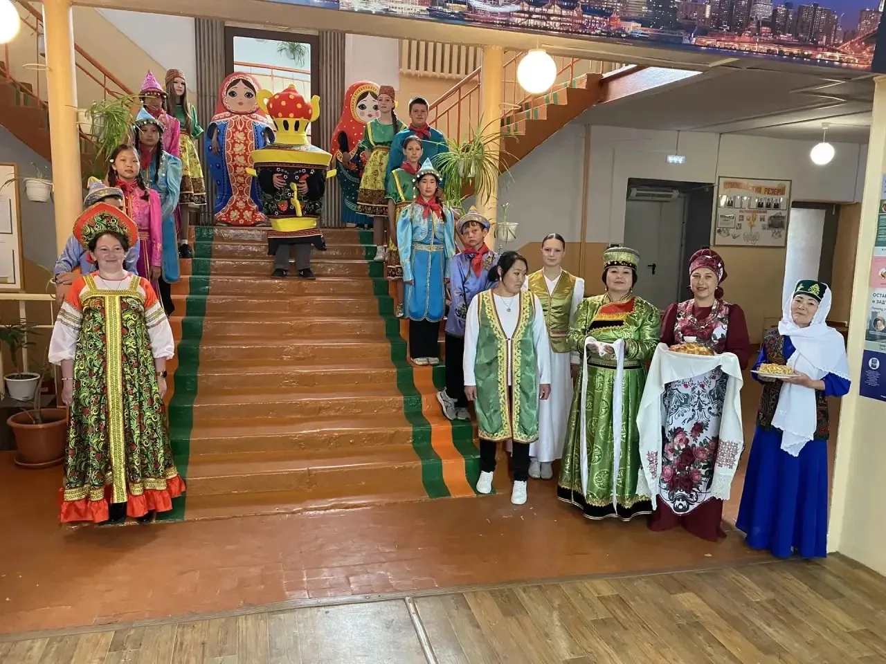 День дружбы народов  в нашем лагере!
Сегодня у нас прошёл замечательный день под названием «Хоровод 