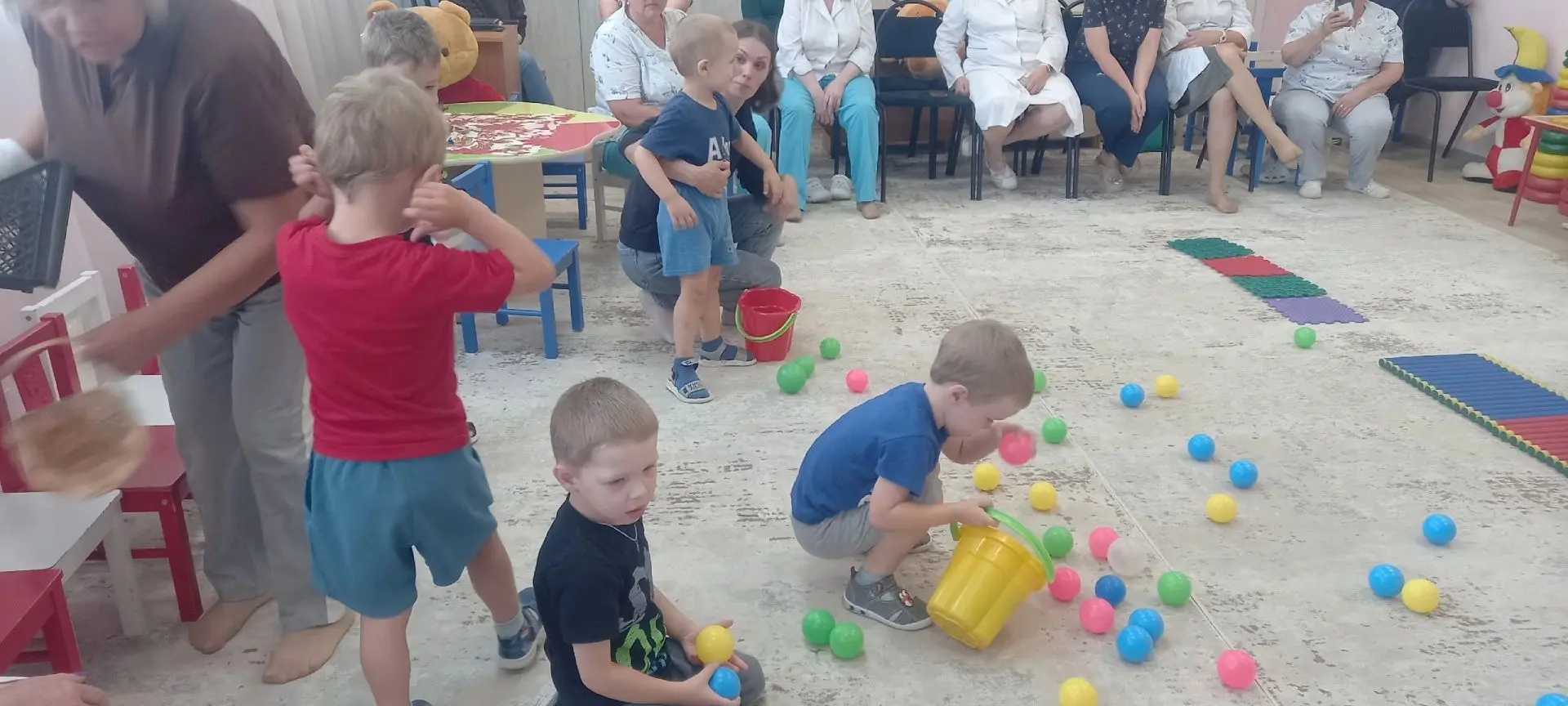 🏡В Доме ребёнка состоялось замечательное спортивное развлечение — «Праздник спорта и з...
