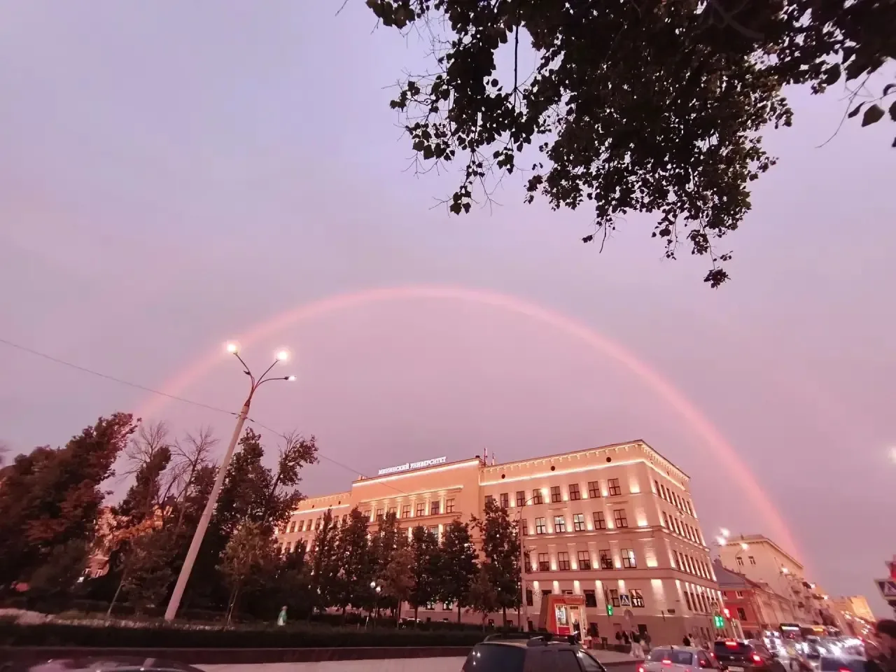 Мининский сегодня вечером