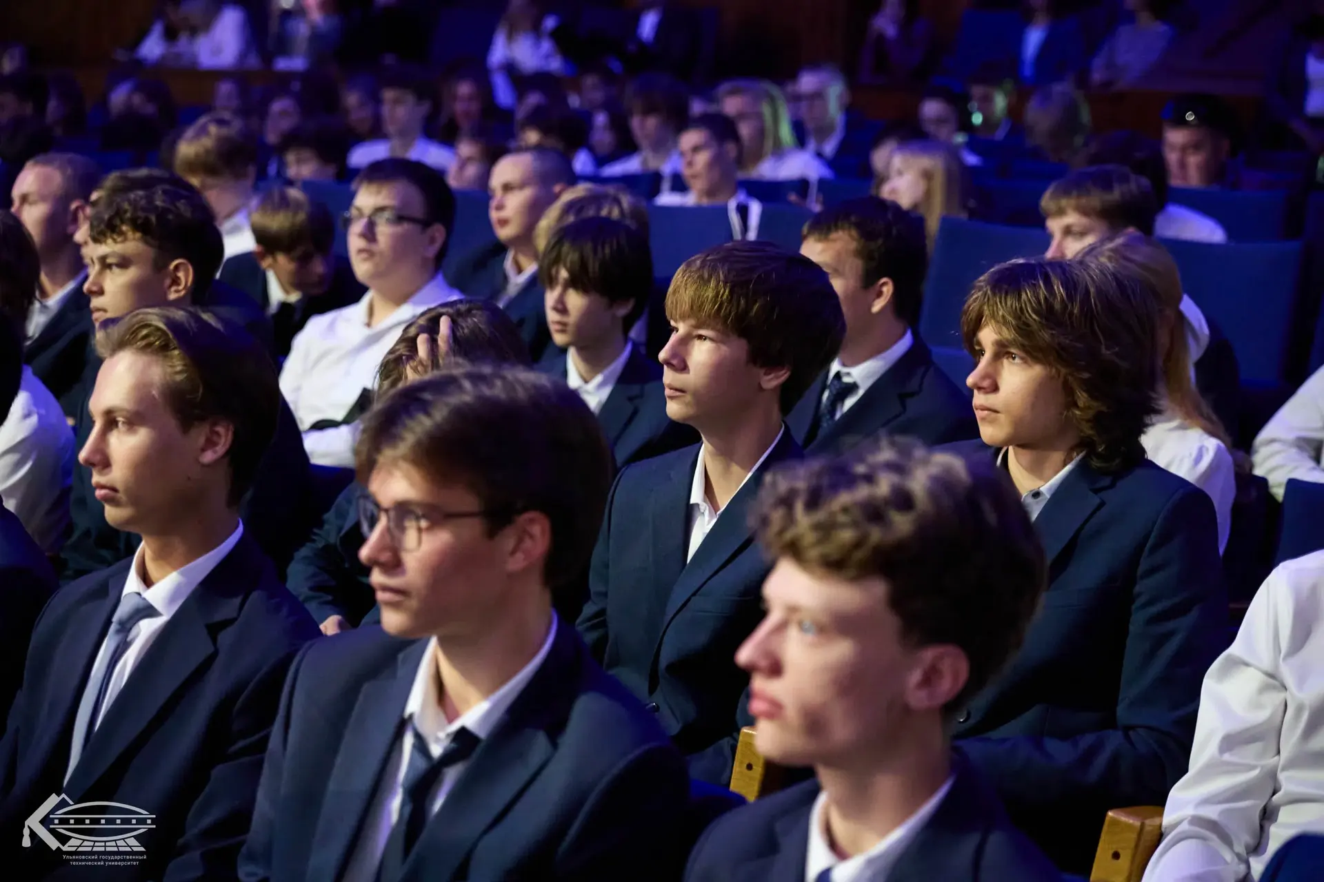 Праздничную эстафету подхватили учащиеся Лицея при УлГТУ📚