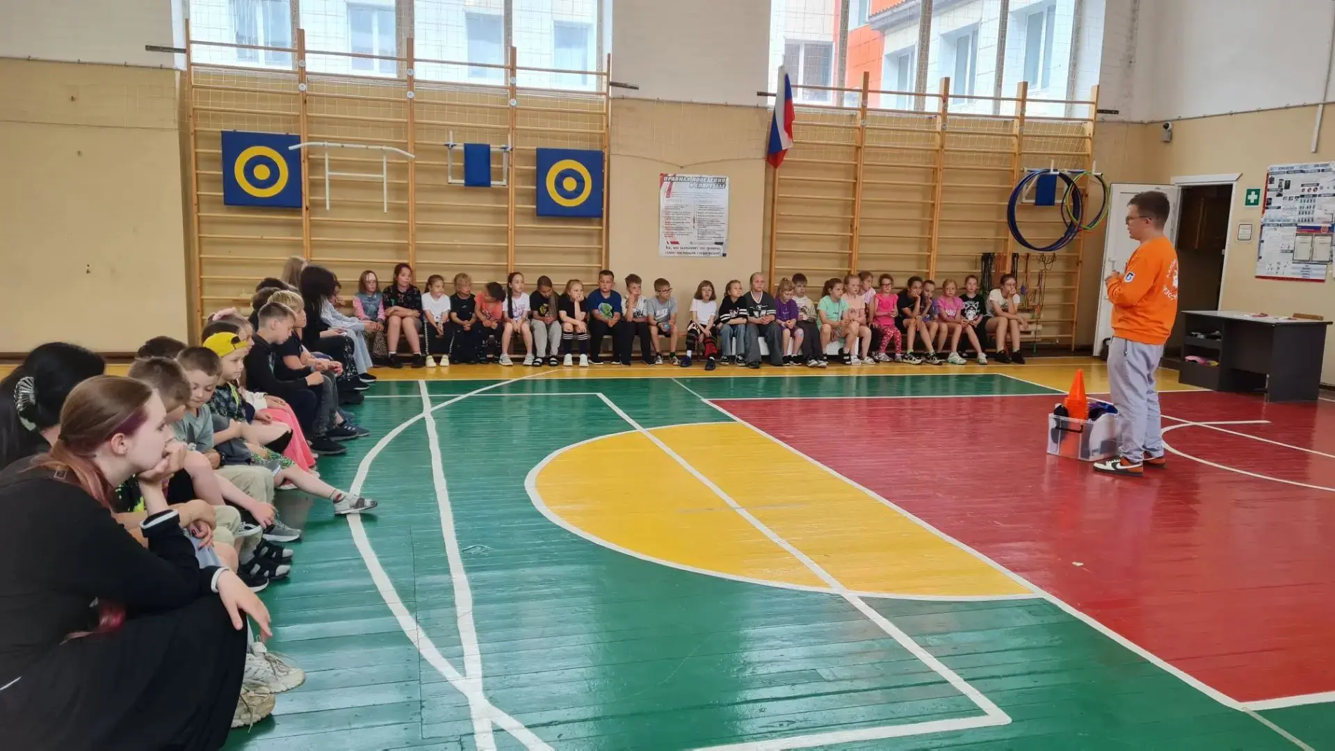 Безопасность — главное правило лета!
Сегодня, в нашем летнем пришкольном лагере состоялась очень важ