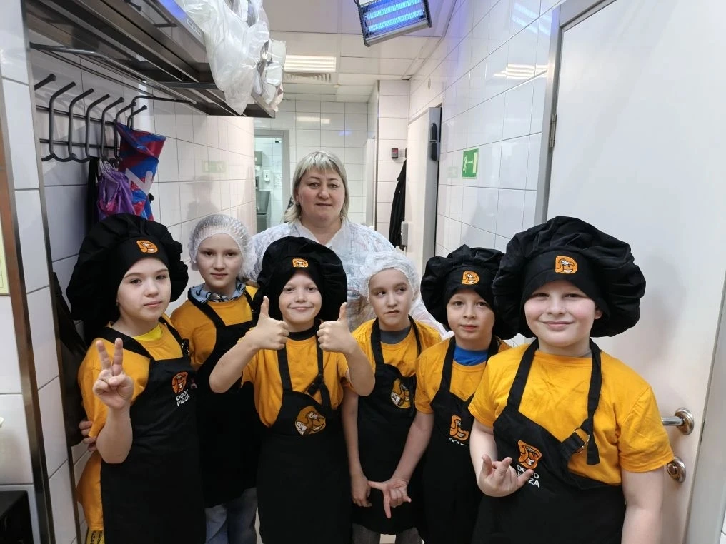 Недавно у наших второклашек был особенный день! 🎭 Ребята побывали в замечательном кафе...