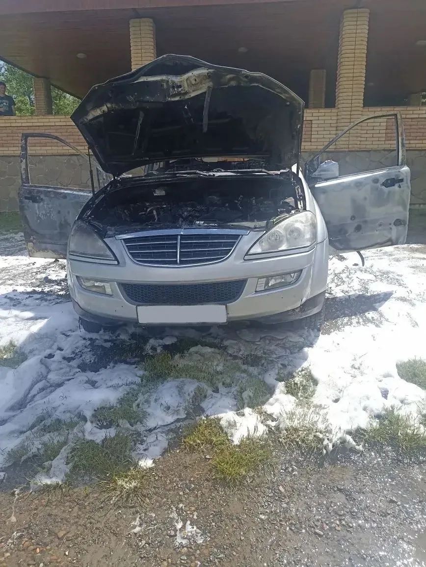 🔥Пожарные ПАСС СК потушили горящий автомобиль в Шпаковском округе. 

🚒Инцидент произошел в обеденн