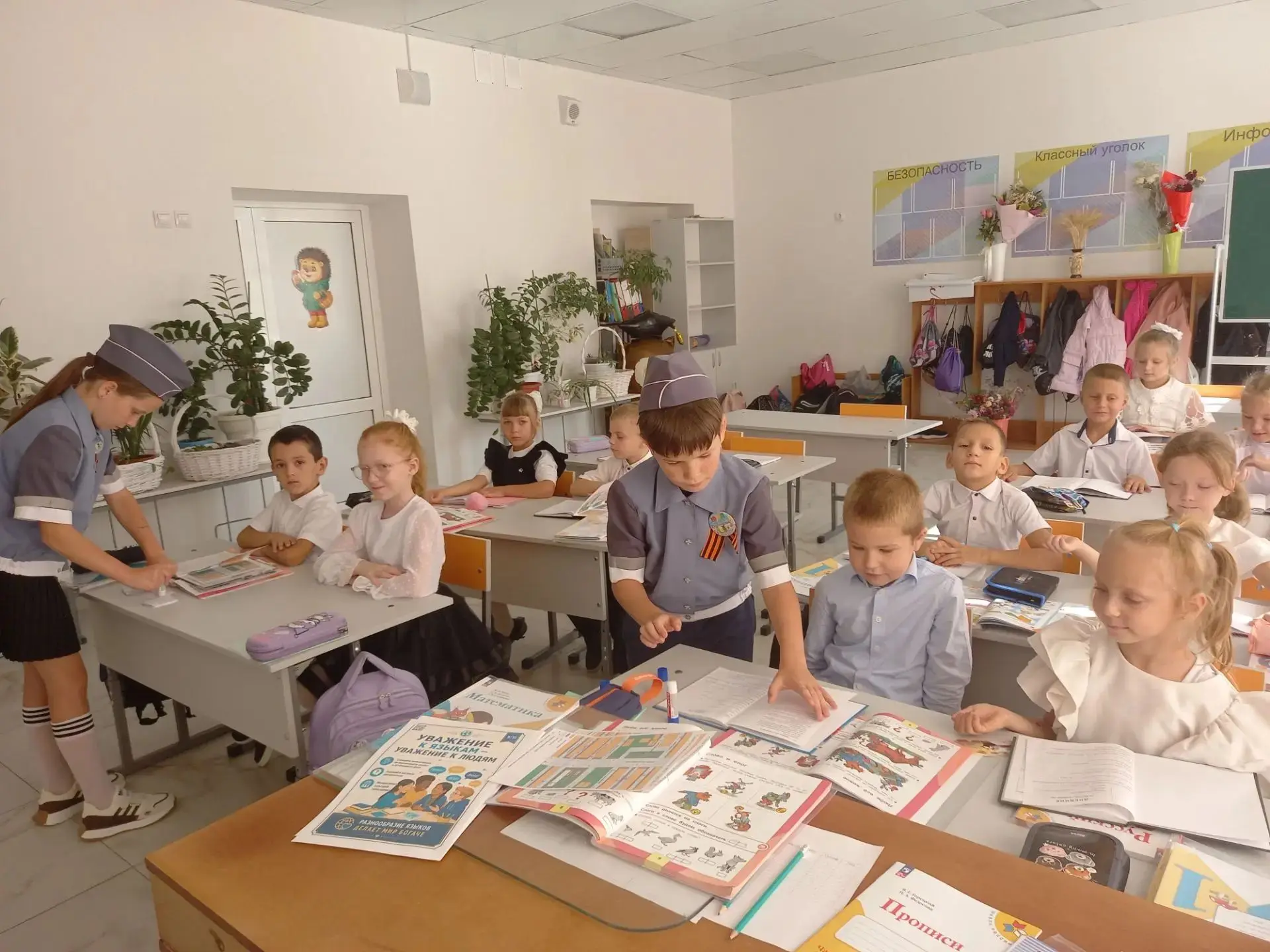 🚦8 сентября, в рамках профилактического мероприятия "Внимание! Дети идут в школу!", от...