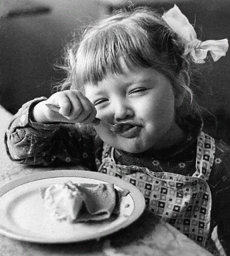 Самое вкусное мороженое 😊

Дети 90-х