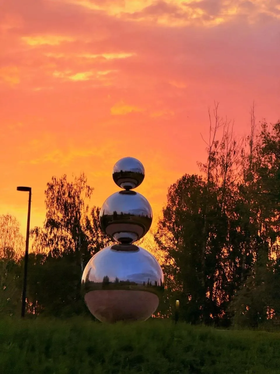 🔥Фотографировать летние закаты можно бесконечно

📸 Сибирь Здесь
