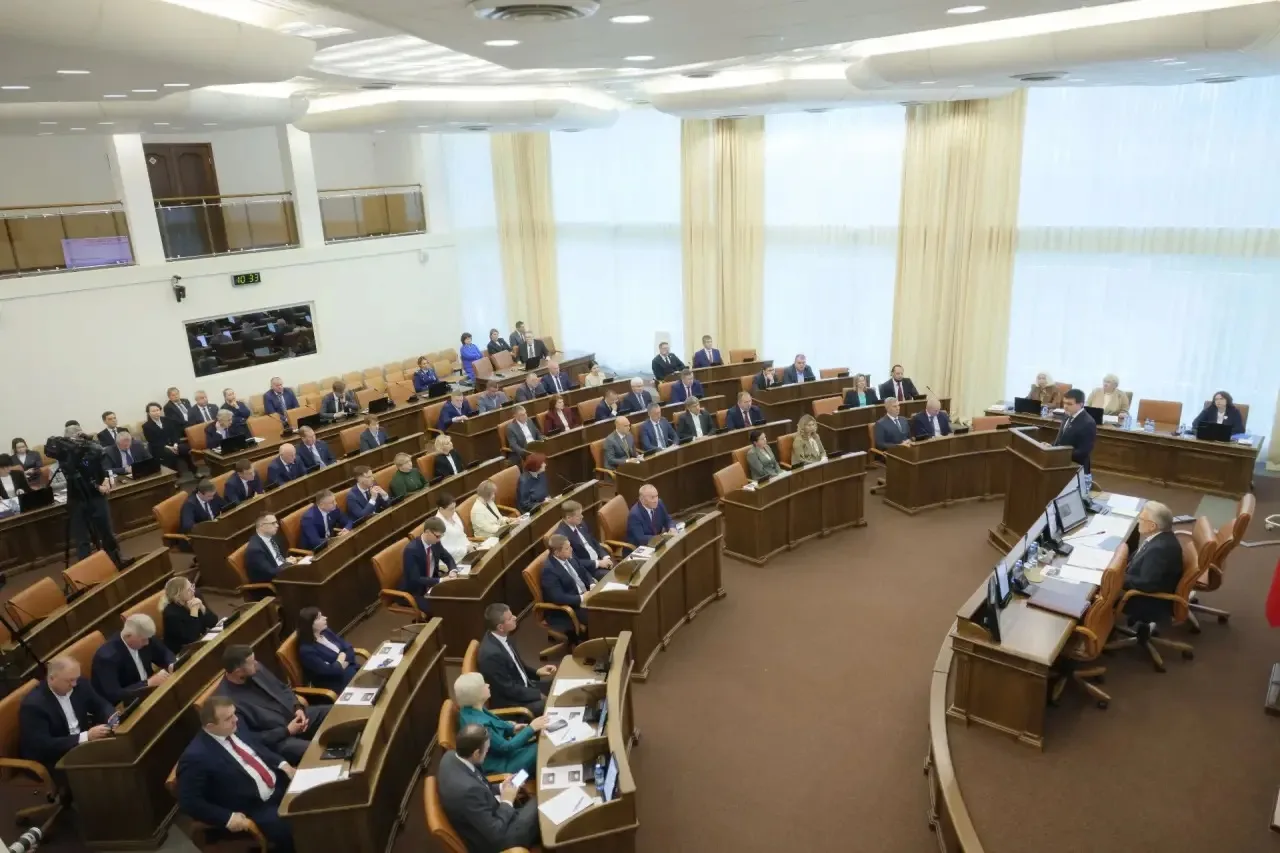 Новый созыв краевого парламента сегодня начал работу. На первой сессии обозначил депута...