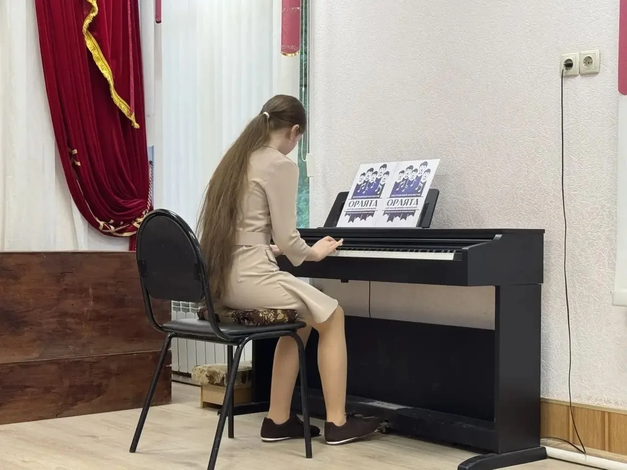 В Орловской детской хоровой школе прошла лекция-концерт, посвященная музыке российского...