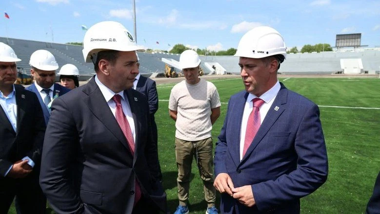 Из-за стадиона «Авангард» уволили заместителя министра строительства Хабаровского края

Губернатор Х