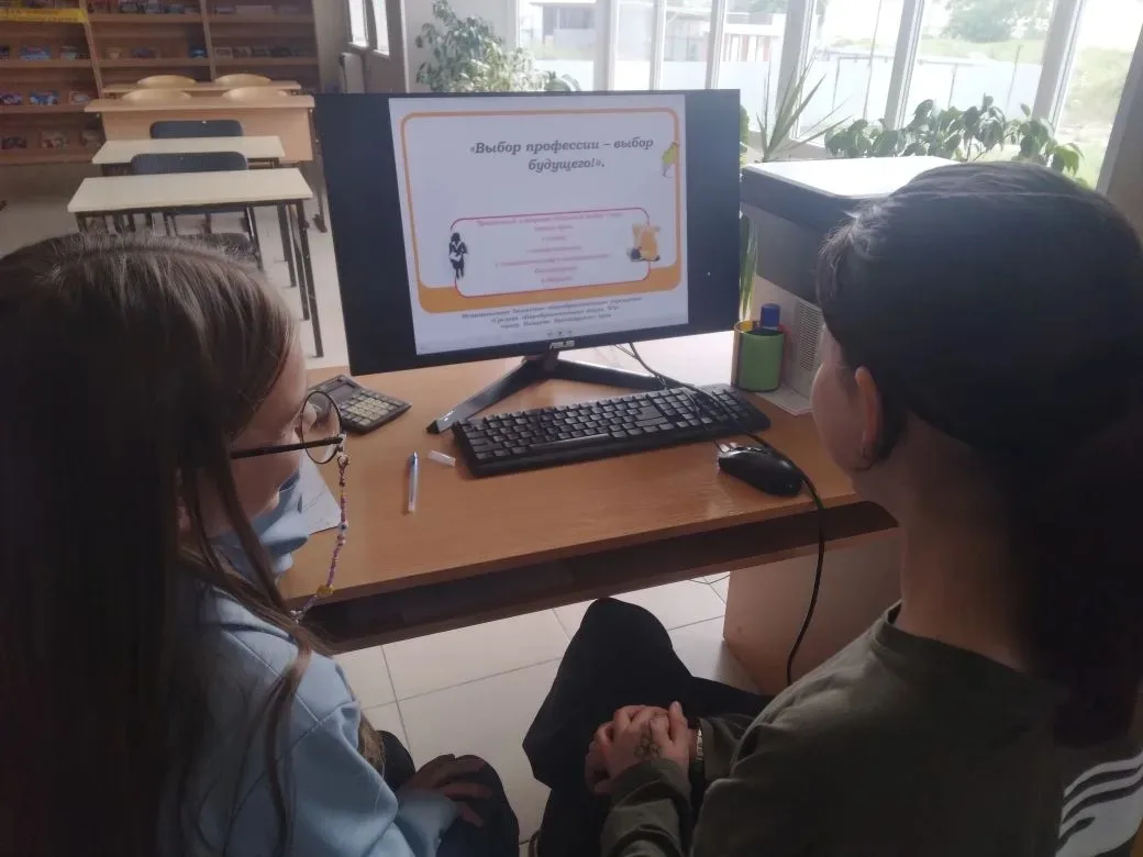 В работе городских библиотек по профориентации в первую очередь прослеживается системно...