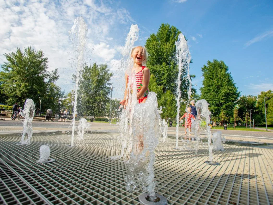 🌳 Детский парк у Таганского парка  🗓 круглосуточно  Зоны: для малышей до 3 лет (песочница, качели, п