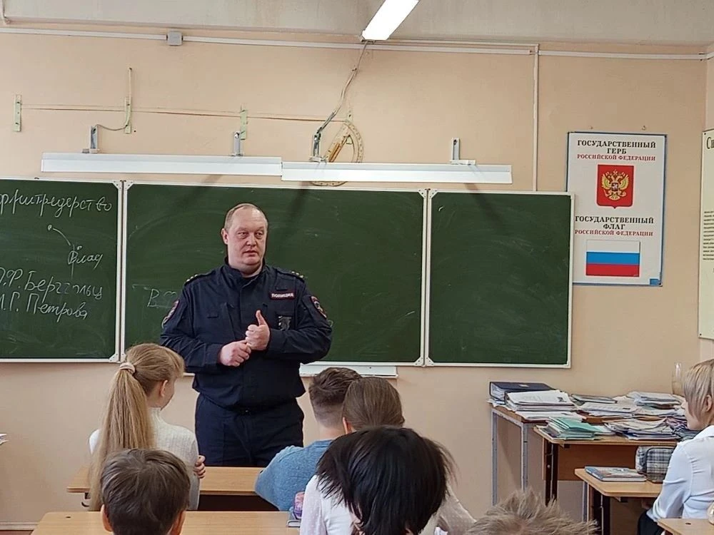 Сегодня нашими гостями стали Иванов Станислав Викторович — начальник уголовного розыска СПБ-Витебско