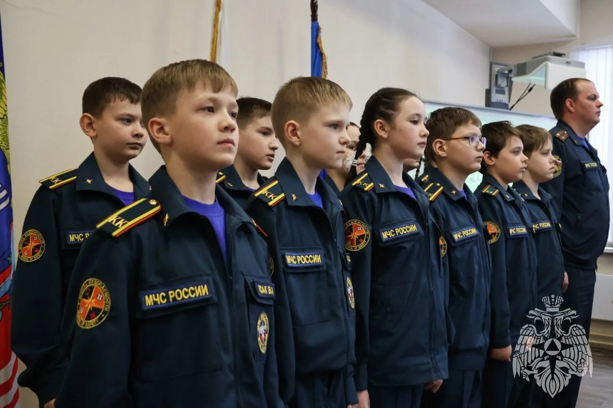 Теперь кадеты  Сегодня в актовом зале Специализированной пожарно-спасательной части ФПС ГПС Главного