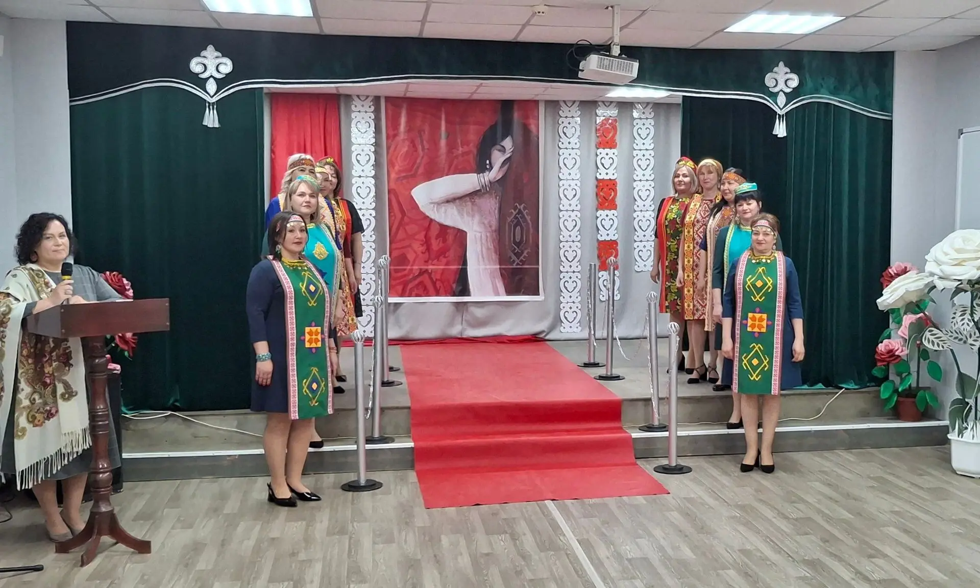 Сегодня наши педагоги участвовали в районном конкурсе "Живая нить традиций" и стали поб...