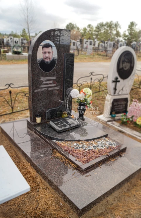 ⚒ Выполненный заказ мемориального комплекса №24 — памятник модели ФГ-017 и вертикальная...